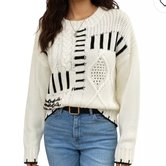 BKE Sweaters - NWT.BKE Women's White and Black Cable Knit Sweater